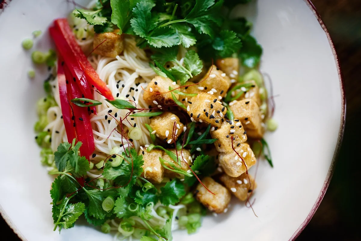Combien de temps faut-il mariner le tofu ?
